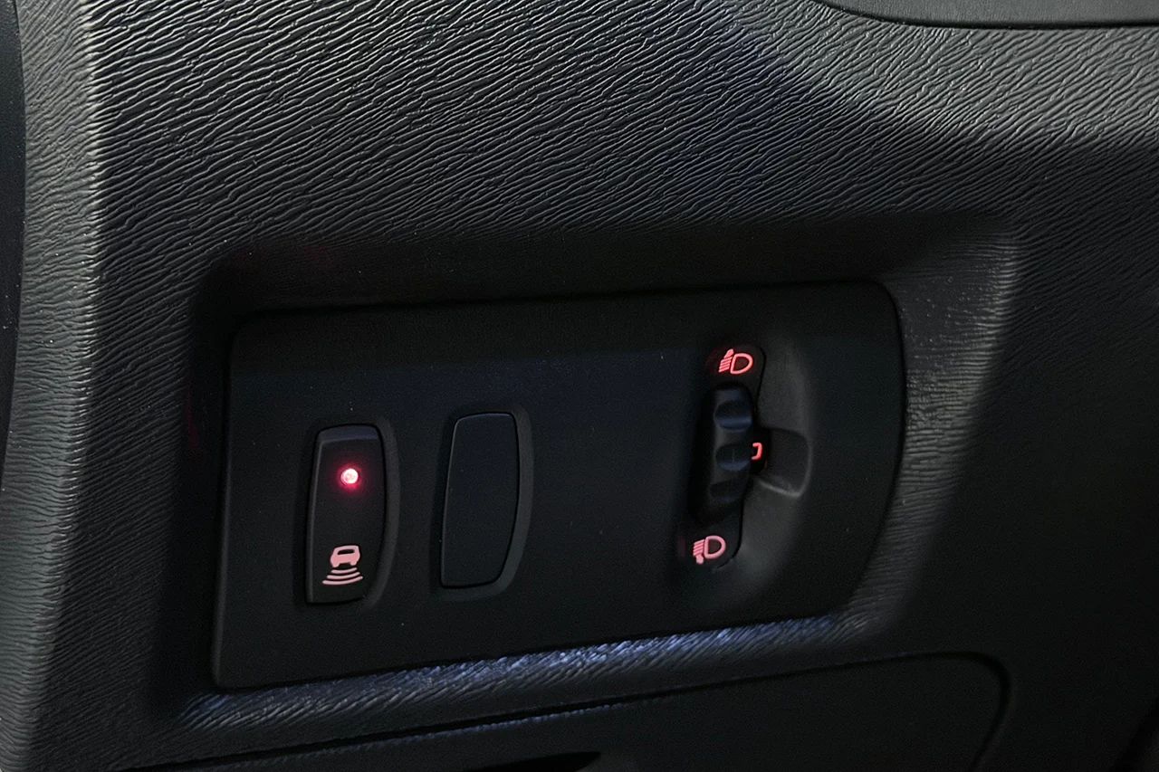 Renault Kangoo ZE Express 33 kWh Batteriköpt Drag Kamera Värmare MOMS – bild 23 av 24