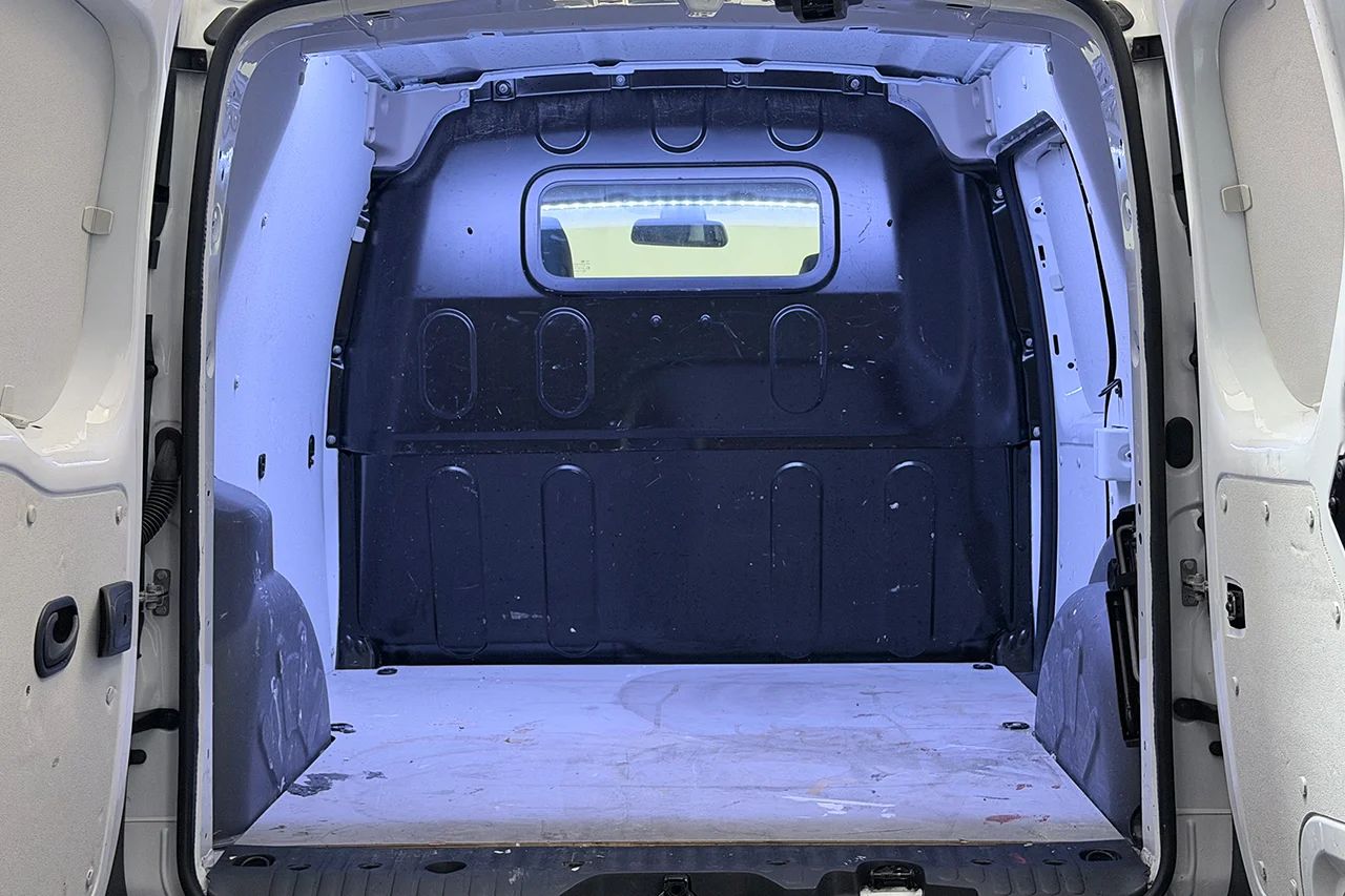 Renault Kangoo ZE Express 33 kWh Batteriköpt Drag Kamera Värmare MOMS – bild 24 av 24