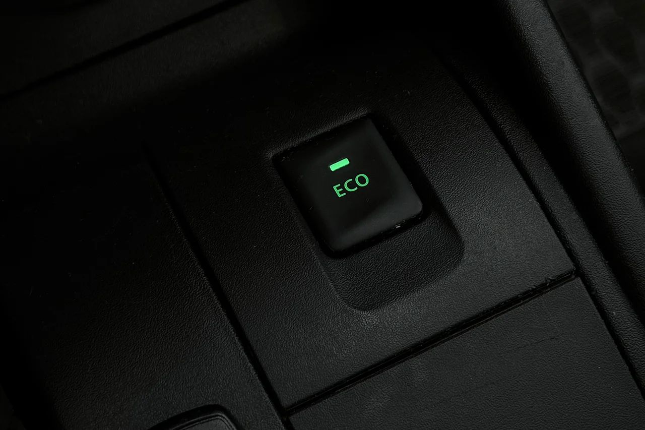Renault Kangoo ZE Express 33 kWh Batteriköpt Drag Inredd Värmare MOMS – bild 21 av 23