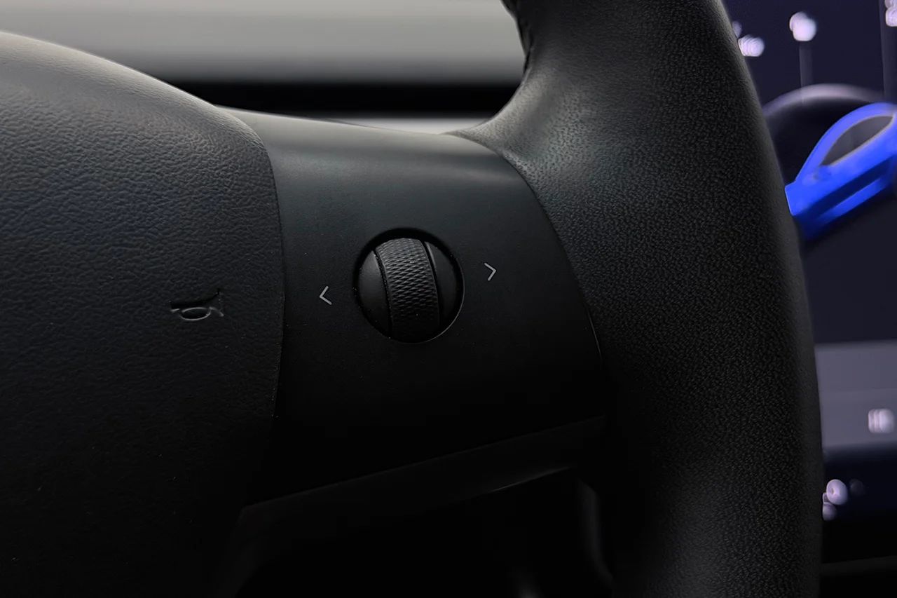 Tesla Model 3 Performance Pano Läder AP Premiumljud 513hk – bild 19 av 33