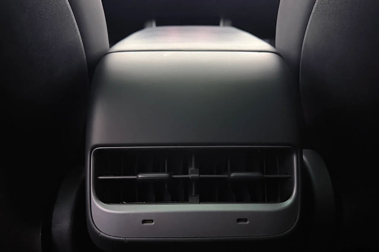 Tesla Model 3 Performance Pano Läder AP Premiumljud 513hk – bild 15 av 33