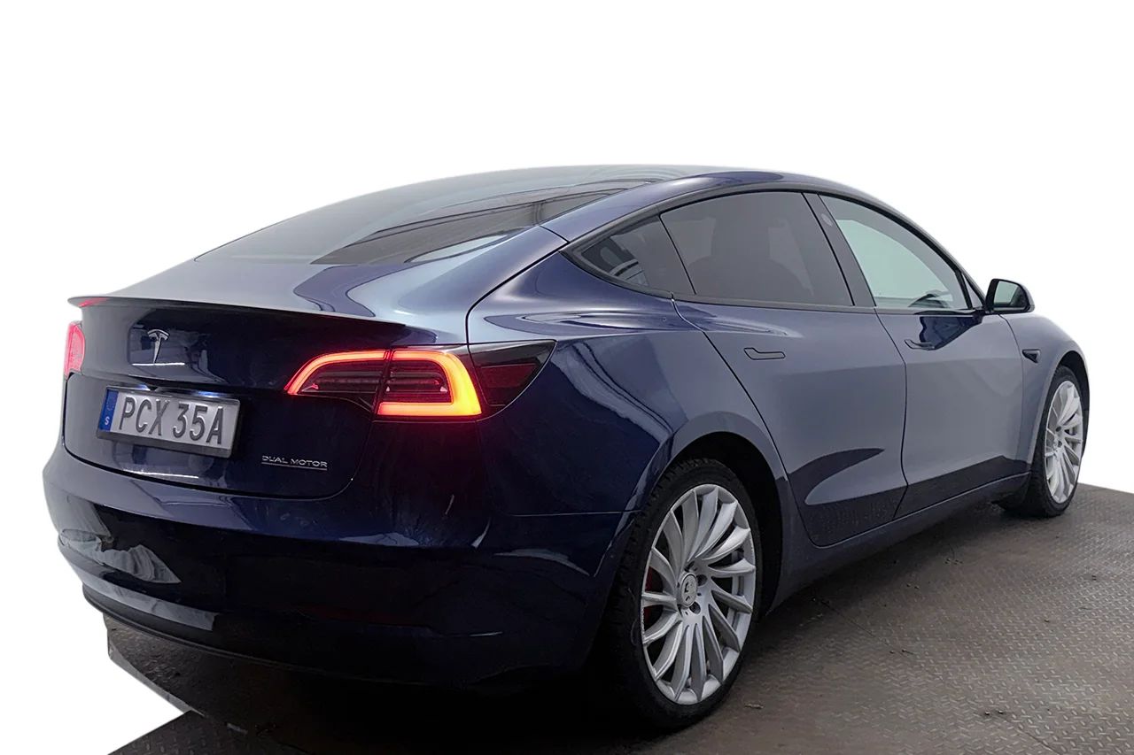 Tesla Model 3 Performance Pano Läder AP Premiumljud 513hk – bild 4 av 33