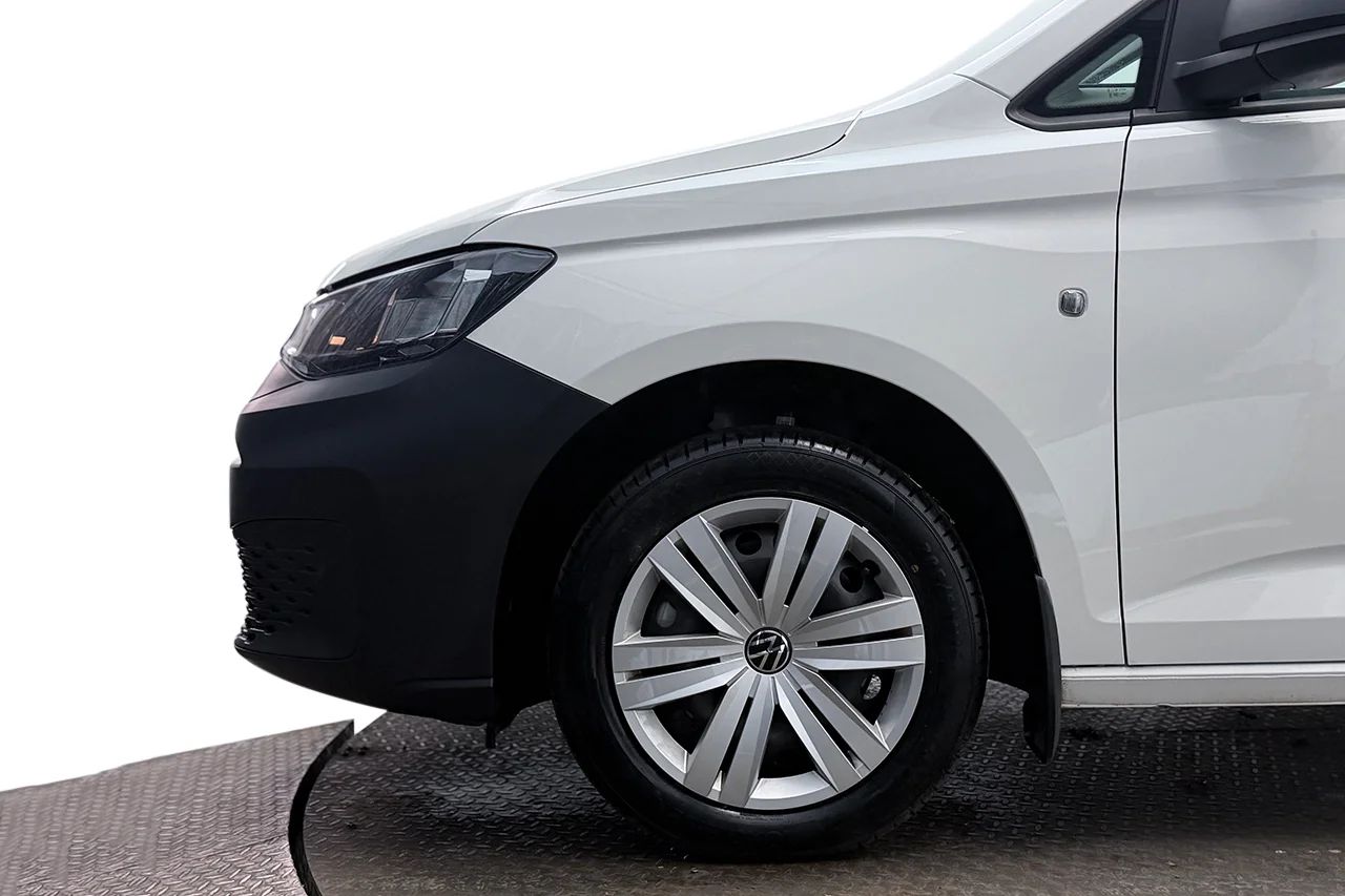Volkswagen Caddy Maxi Cargo Maxi 1.5 LÅGMIL Kamera Värmare Läder MOMS – bild 10 av 28