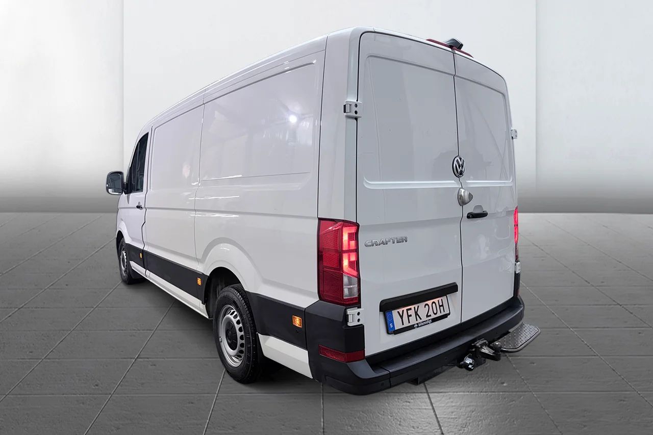 Volkswagen Crafter 35 2.0 TDI L3H2 Drag Inredd 3-sits Kamera Värmare MOMS – bild 8 av 27