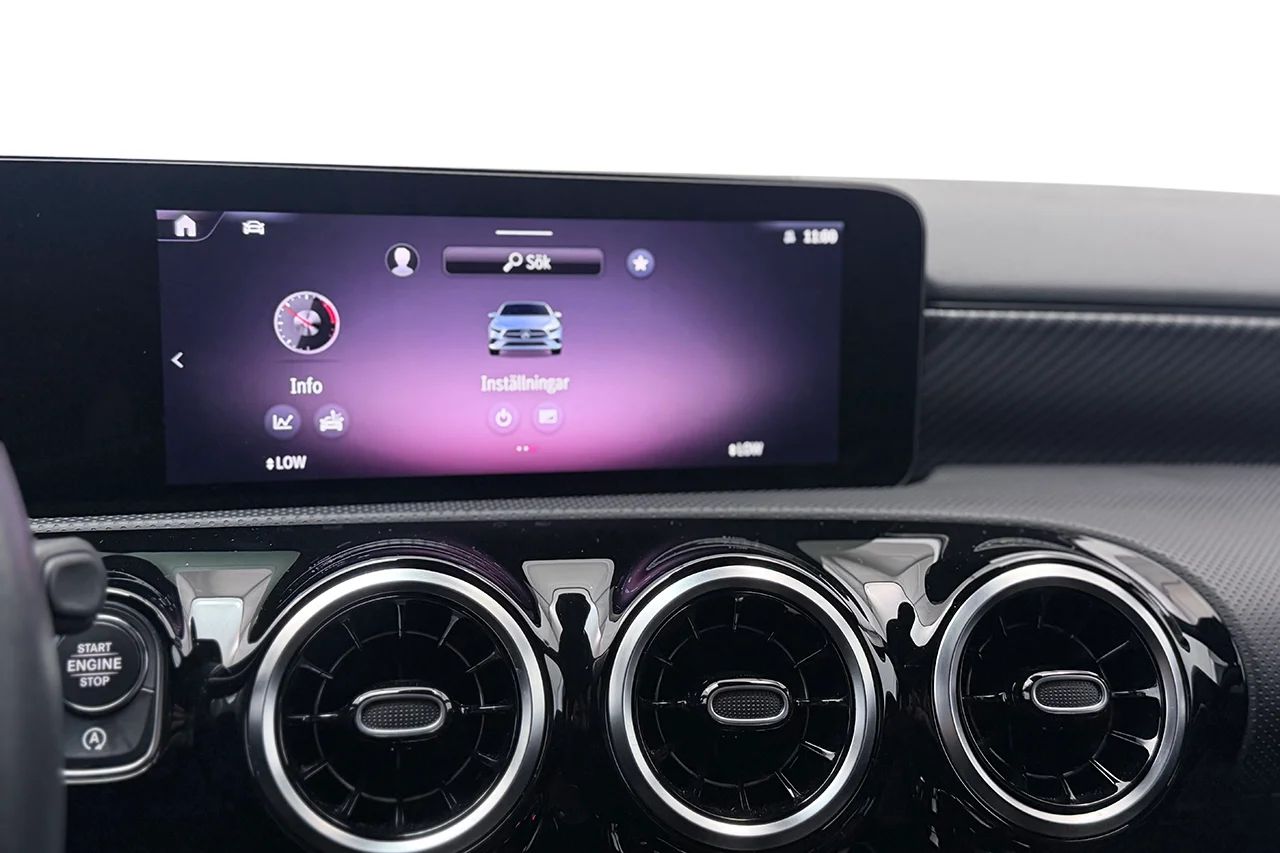 Mercedes-Benz A 200 Sedan Progressive Navi Kamera Cockpit Stolminne MOMS – bild 25 av 35