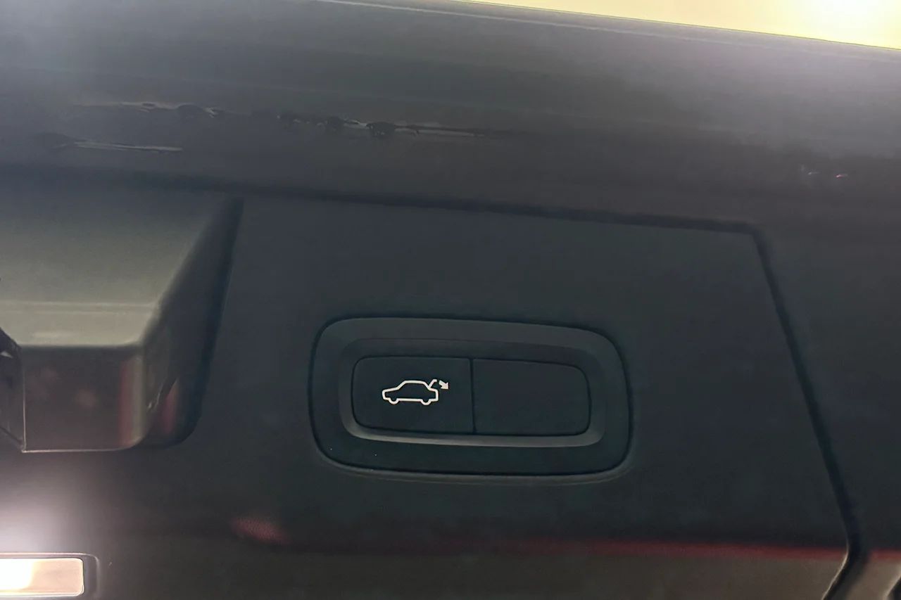 Volvo V90 D3 Business Drag Navi P-Sens LED 150hk – bild 32 av 33