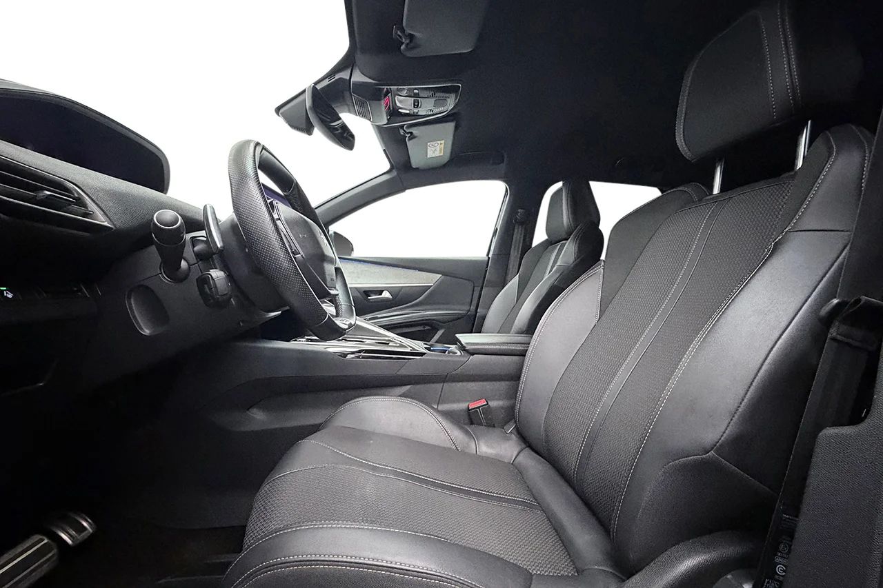 Peugeot 3008 1.2 PureTech GT Navi Kamera AppConnect Delskinn MOMS – bild 11 av 31