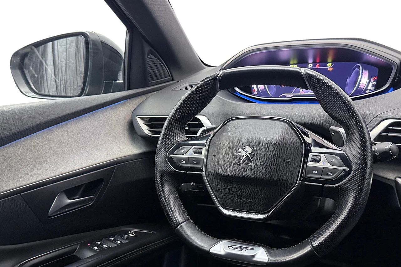 Peugeot 3008 1.2 PureTech GT Navi Kamera AppConnect Delskinn MOMS – bild 15 av 31