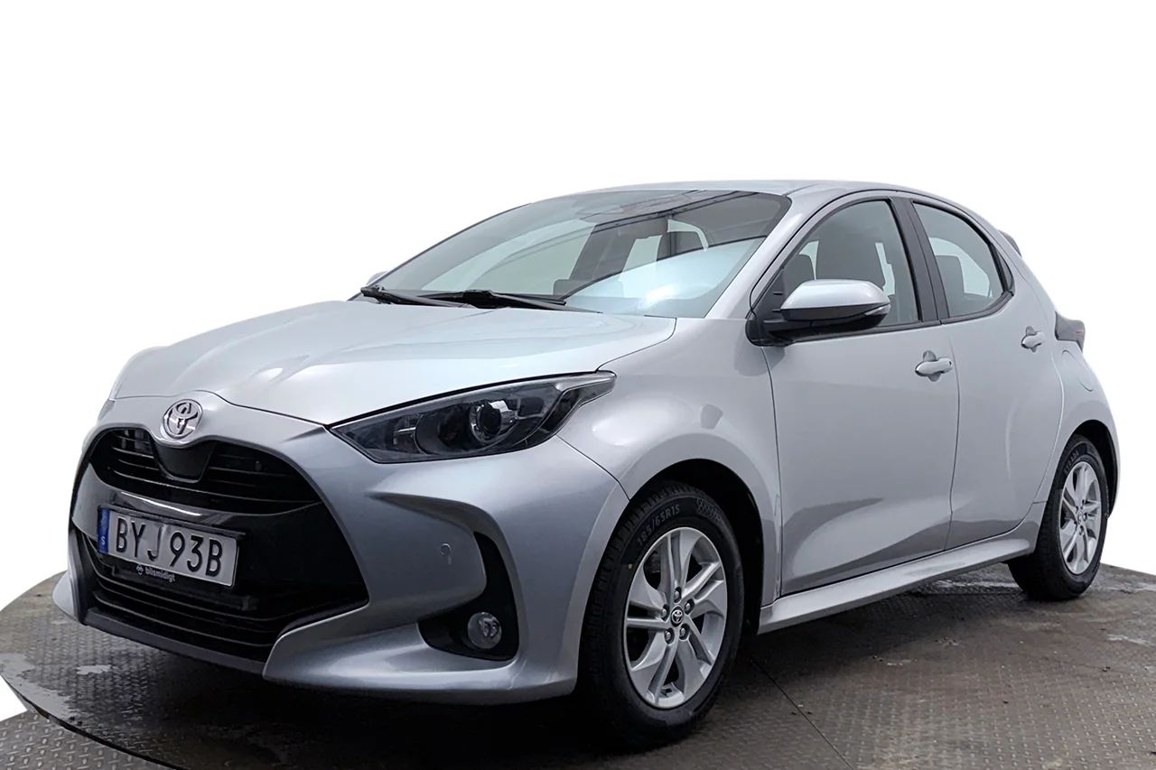 Toyota Yaris Hybrid Kamera P-Sens Filassist Rattvärme MOMS 116hk