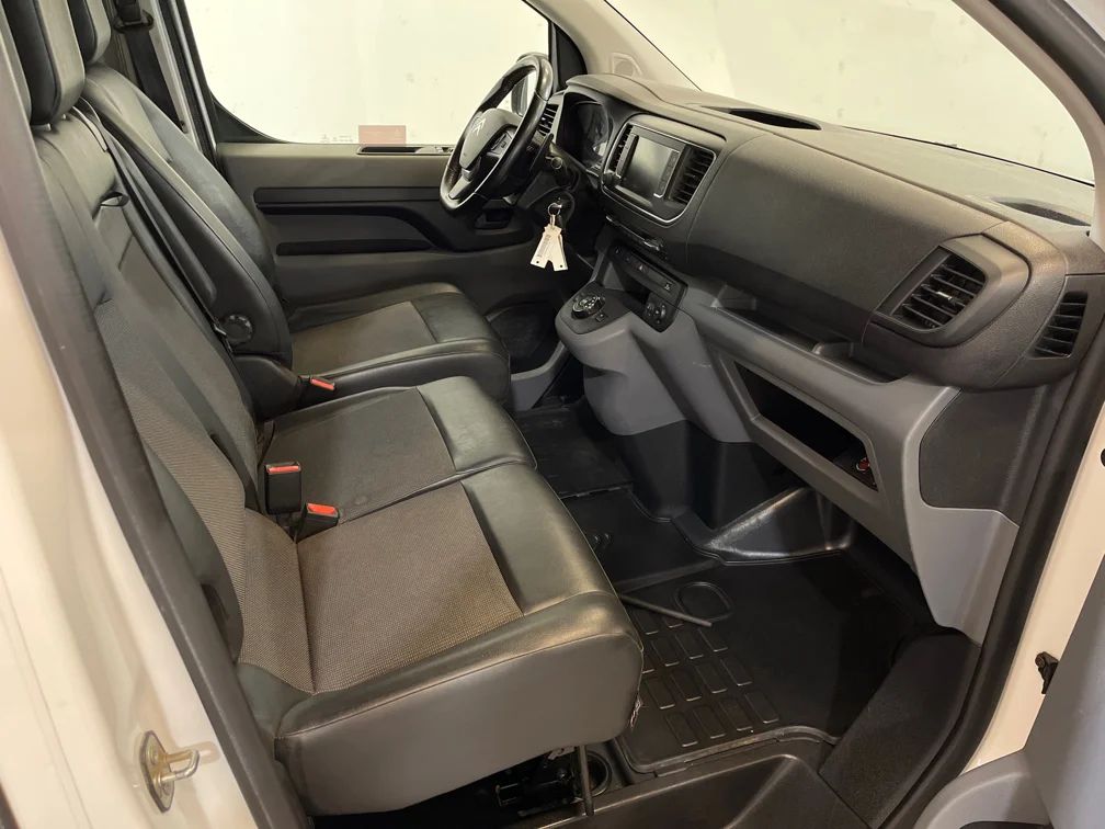 Citroën Jumpy IP 2.0 Drag Kamera 3-sits Delläder Värmare MOMS 122hk – bild 9 av 11