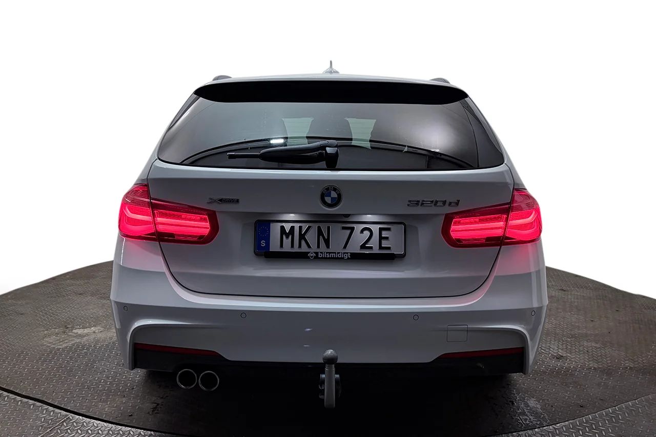 BMW 320d xDrive Touring Automat M Sport Drag Pano Navi Kamera Cockpit 190hk – bild 6 av 30