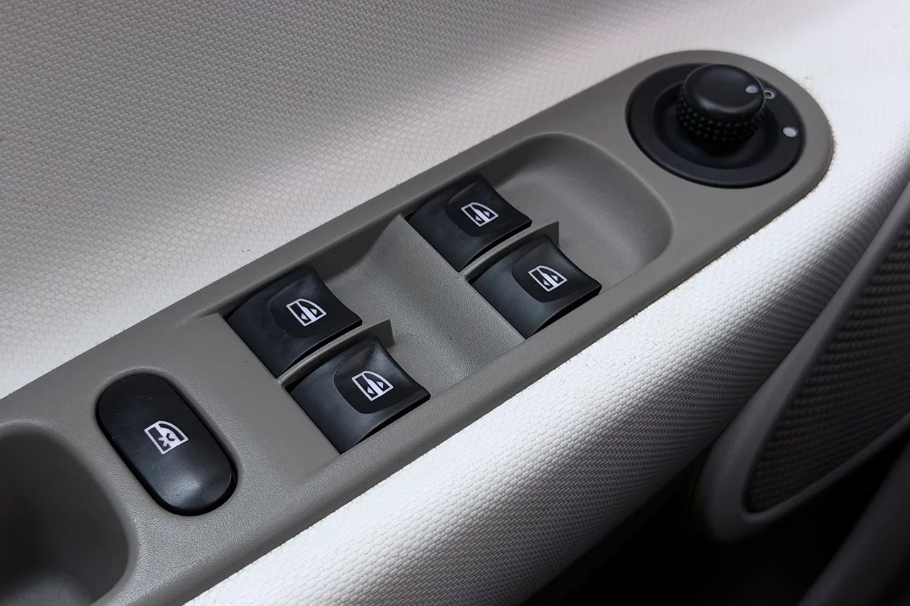 Renault ZOE R90 41 kWh Batteriköpt Navi Värmare 92hk – bild 27 av 30