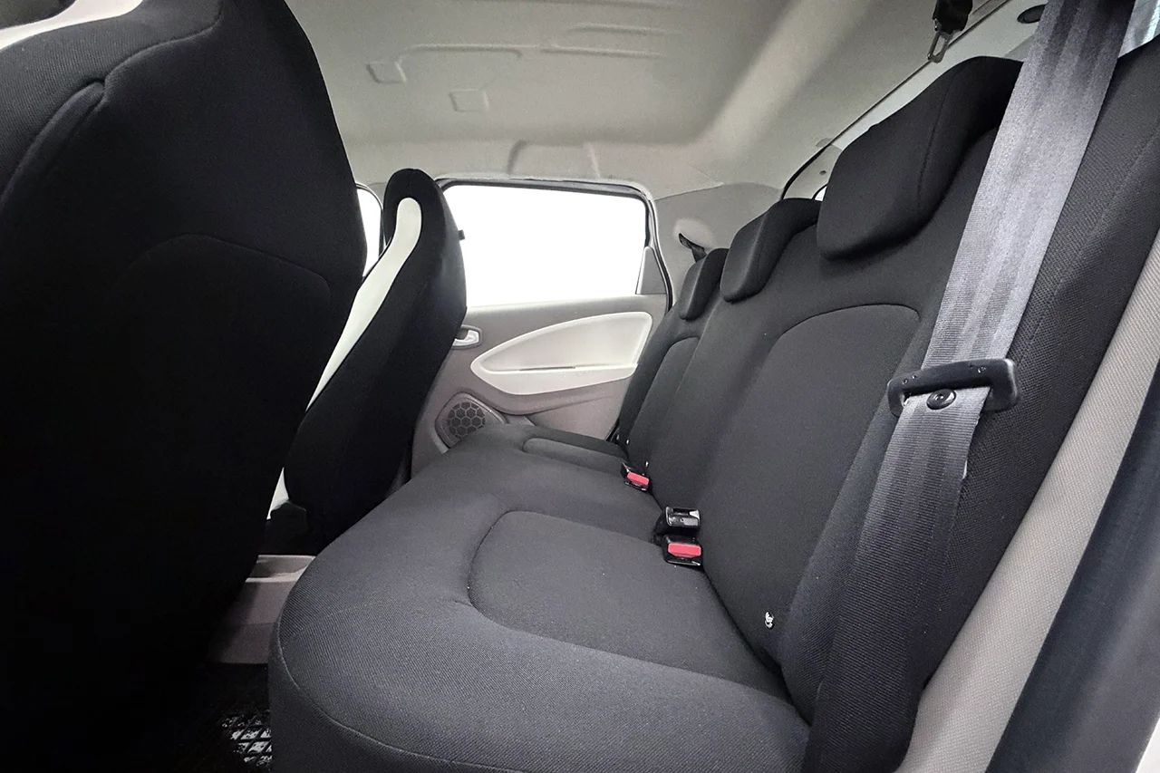 Renault ZOE R90 41 kWh Batteriköpt Navi Värmare 92hk – bild 14 av 30