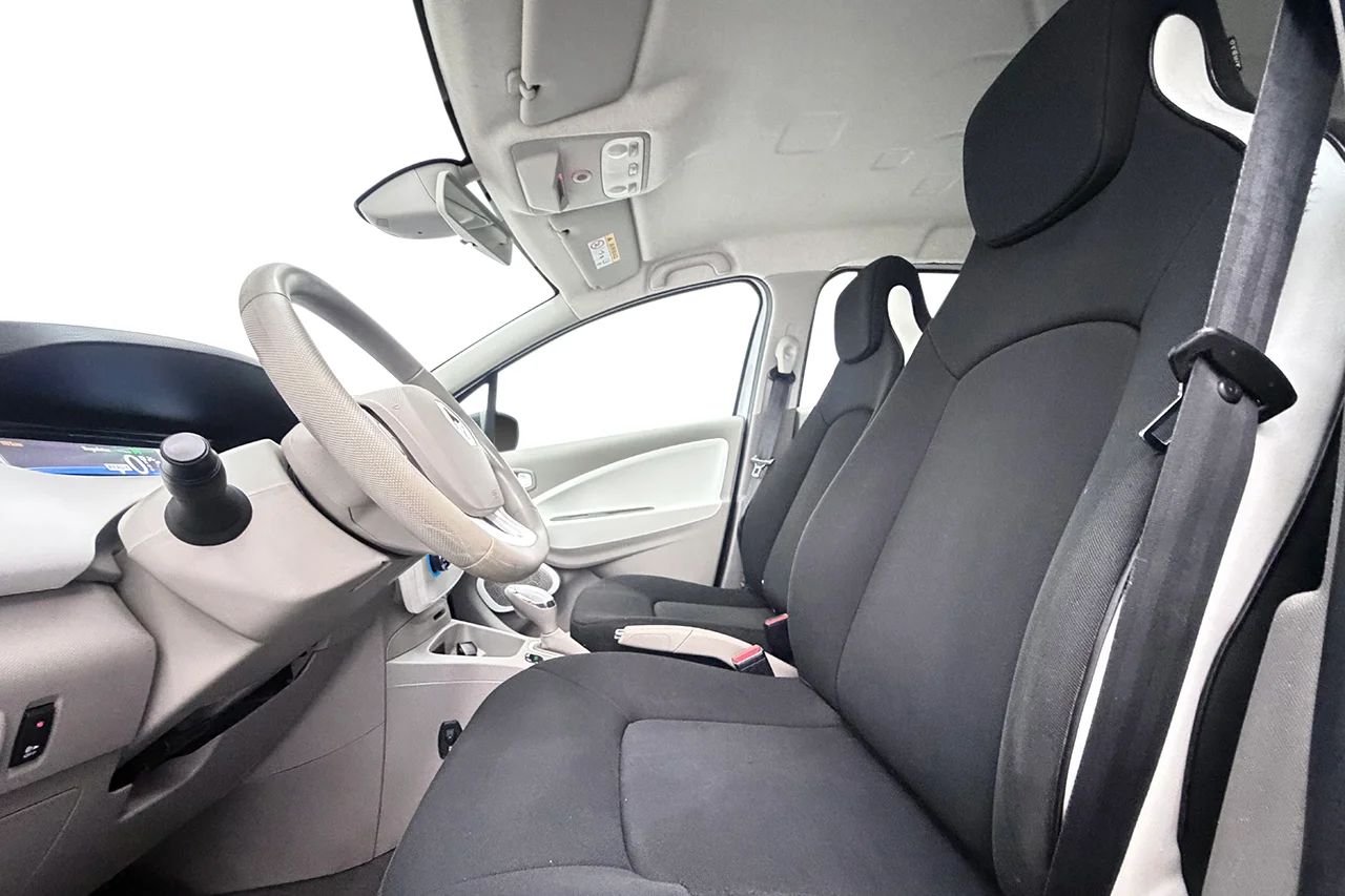Renault ZOE R90 41 kWh Batteriköpt Navi Värmare 92hk – bild 12 av 30