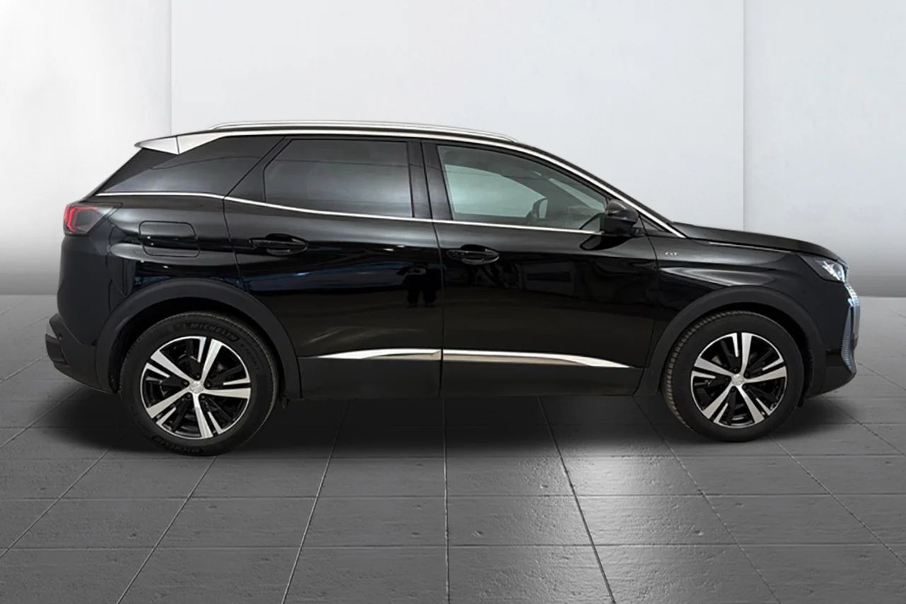 Peugeot 3008 1.2 PureTech GT Navi Kamera Delläder Cockpit MOMS – bild 4 av 11