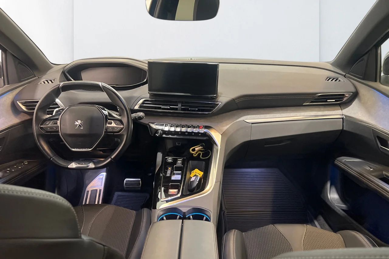 Peugeot 3008 1.2 PureTech GT Navi Kamera Delläder Cockpit MOMS – bild 9 av 11