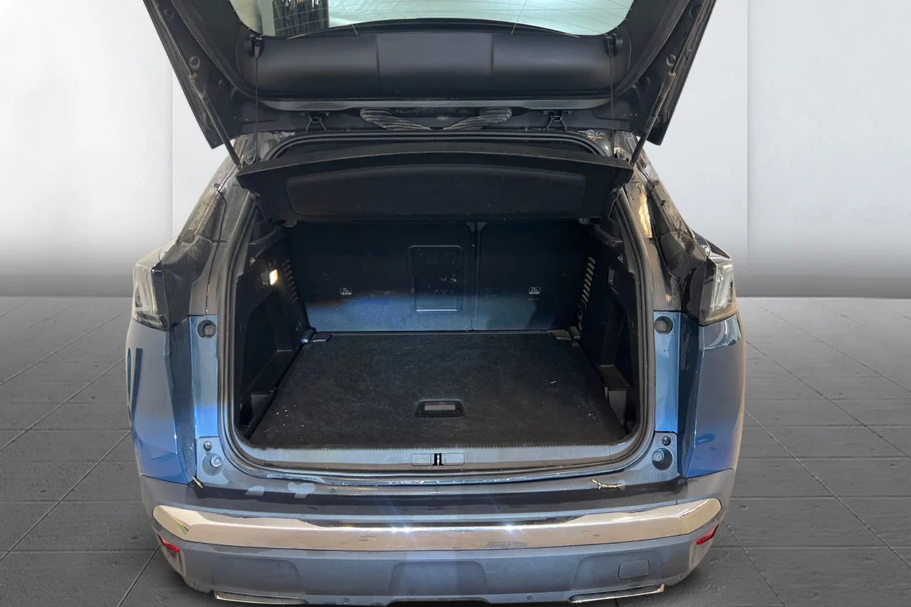 Peugeot 3008 1.2 PureTech GT Navi Kamera Delläder Cockpit MOMS – bild 11 av 11