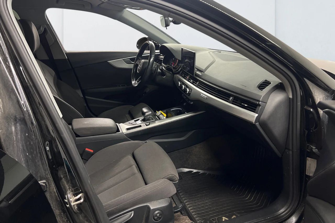 Audi A4 Allroad 40 2.0 TDI Q Proline Drag Navi Värmare MOMS 190hk – bild 7 av 9