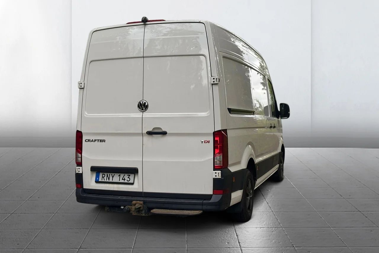 Volkswagen Crafter 35 2.0 TDI Aut L3H3 Drag Kamera PDC 3sits 177hk – bild 6 av 16