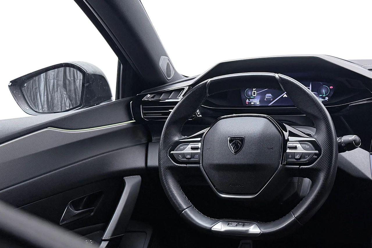 1.2 PureTech GT Navi Kamera Rattvärme Cockpit Läder/Alcantara MOMS 131hk – bild 15 av 34