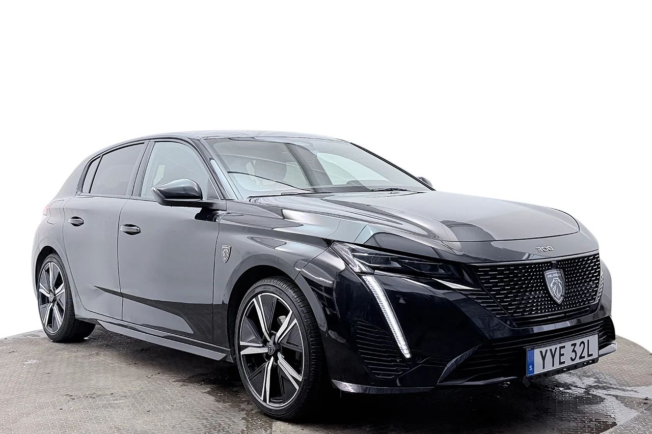1.2 PureTech GT Navi Kamera Rattvärme Cockpit Läder/Alcantara MOMS 131hk – bild 3 av 34