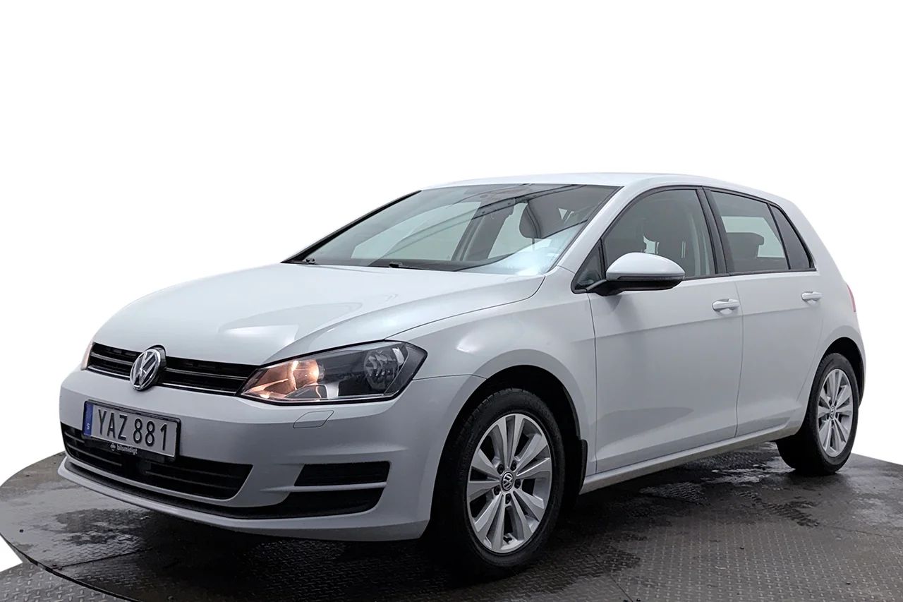 Volkswagen Golf 5-dörr 1.2 TSI Aut Kamera AppConnect AdaptivFH 110hk