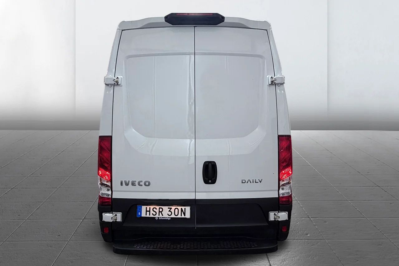 Iveco Daily 35-140 Skåp 2.3 JTD Hi-Matic L3H2 Aut 3sits Värmare MOMS 136hk – bild 6 av 22