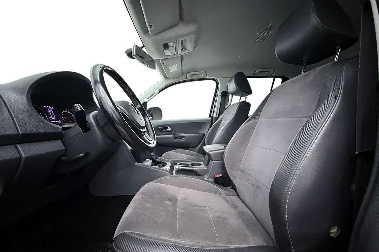 Volkswagen Amarok DoubleCab 2.8t 2.0 BiTDI 4M Highline Navi Kamera Värmare MOMS – bild 13 av 30