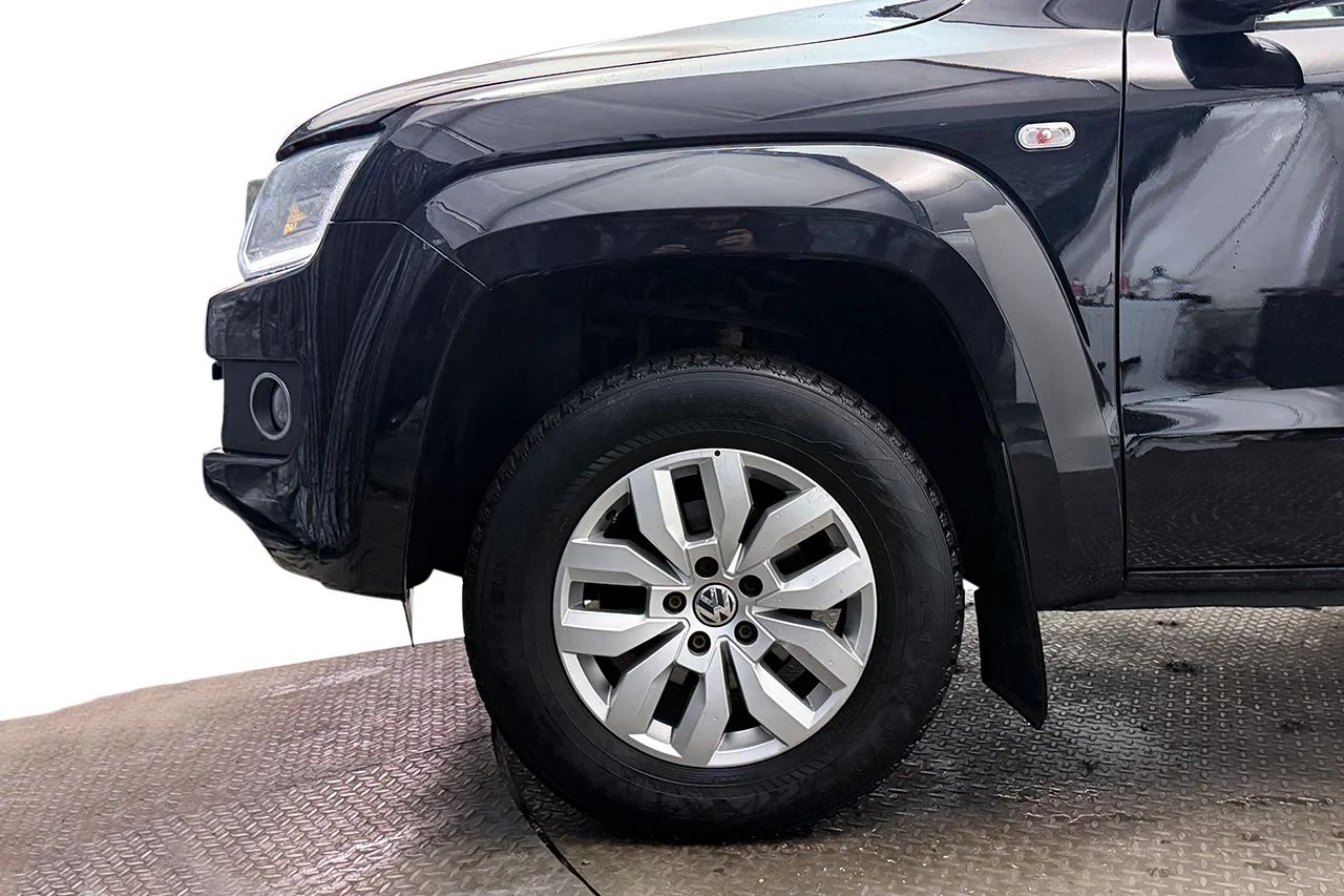 Volkswagen Amarok DoubleCab 2.8t 2.0 BiTDI 4M Highline Navi Kamera Värmare MOMS – bild 12 av 30
