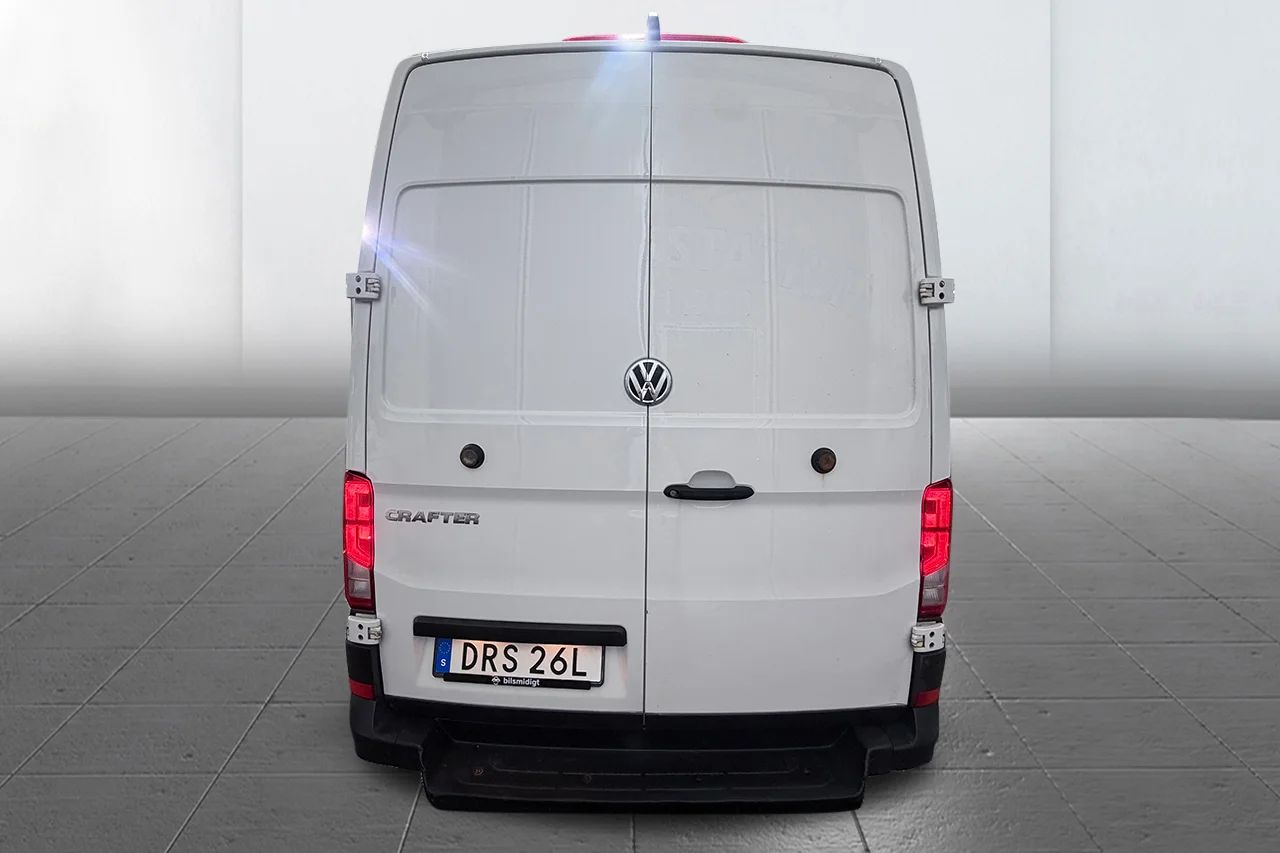Volkswagen Crafter 35 2.0 TDI L4H3 Automat 2xSidodörr 3-sits Värmare Kamera MOMS 177hk – bild 6 av 29