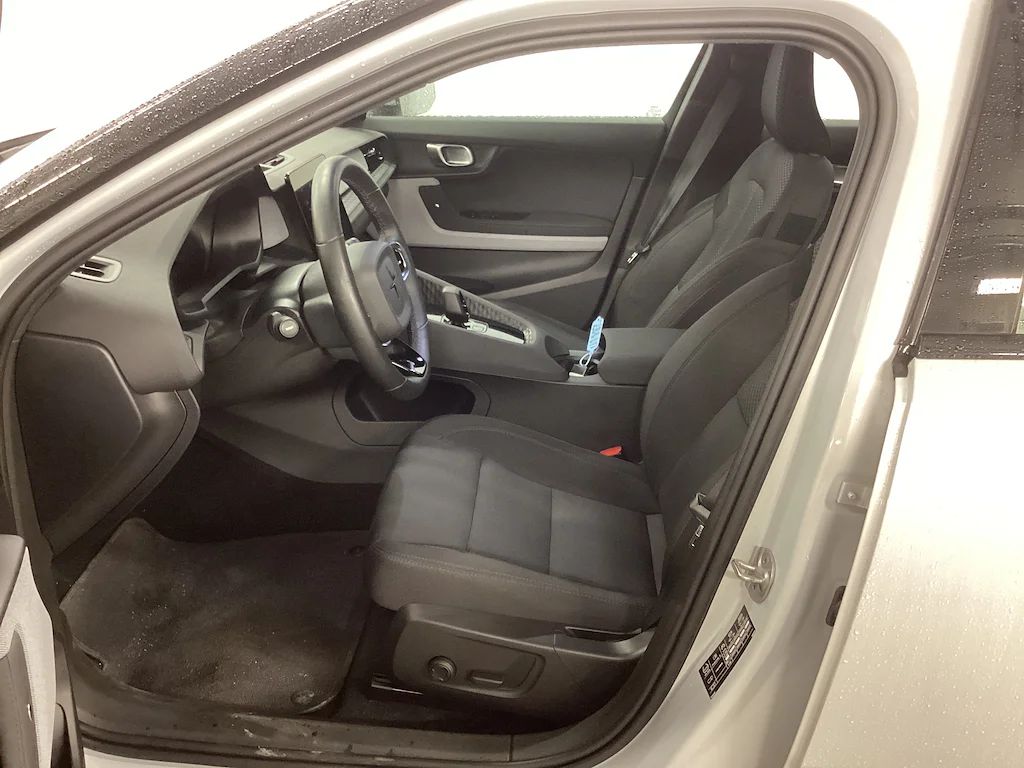 Polestar 2 Standard Range Drag Elstolar Cockpit Keyless MOMS 231hk – bild 6 av 9