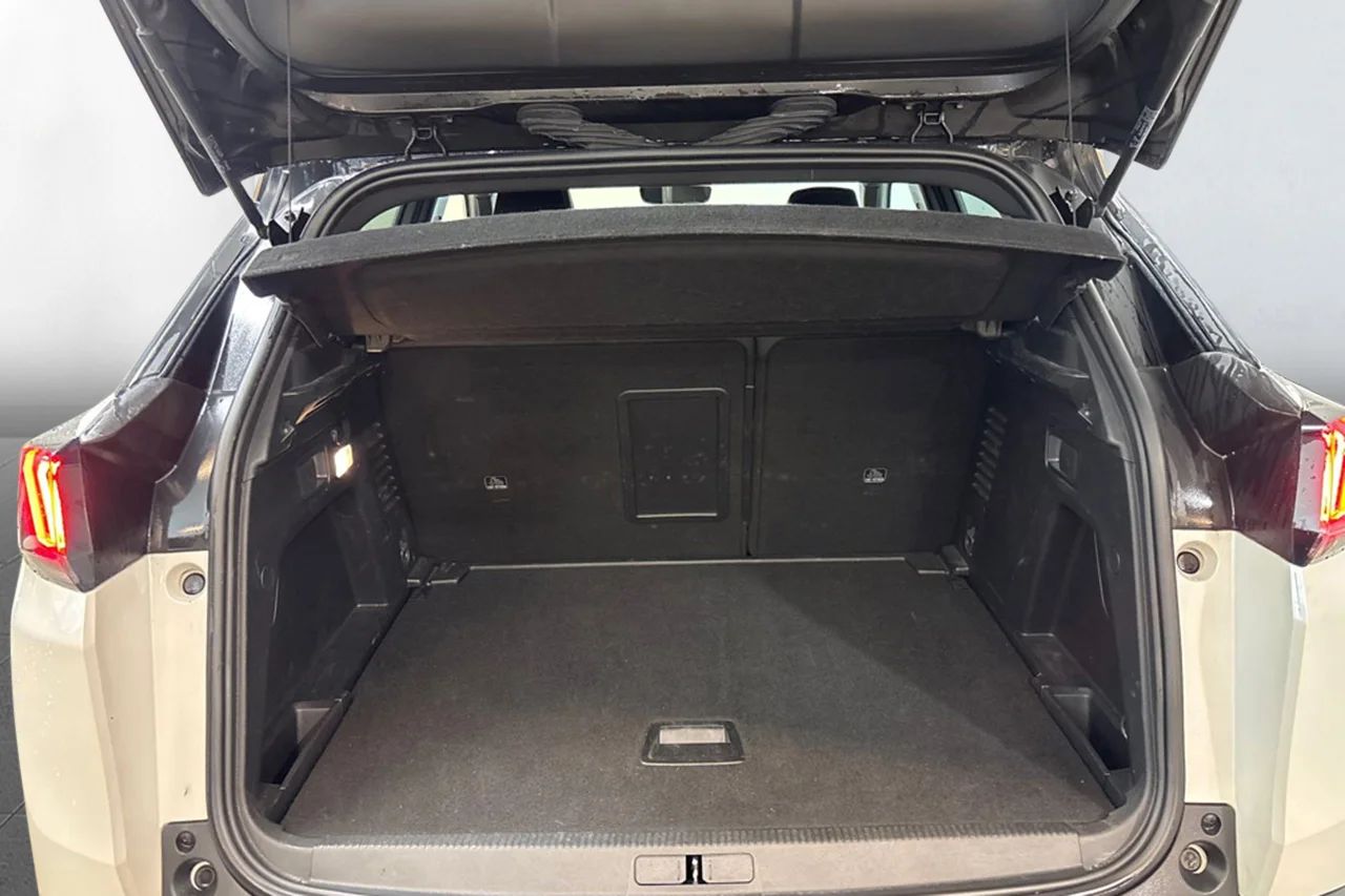 Peugeot 3008 1.2 PureTech 130 EAT, 131hk, 2023 – bild 11 av 11