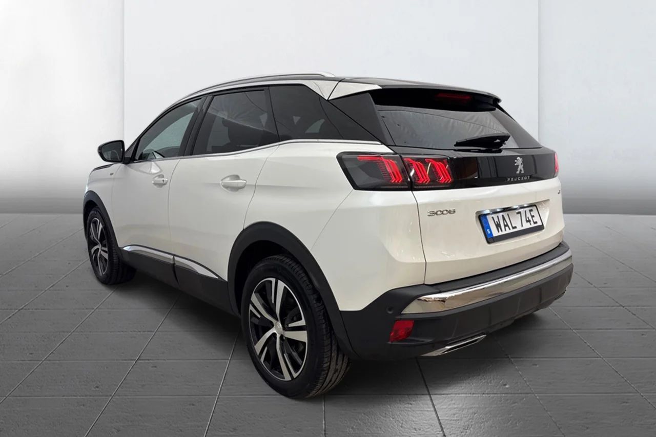 Peugeot 3008 1.2 PureTech 130 EAT, 131hk, 2023 – bild 6 av 11