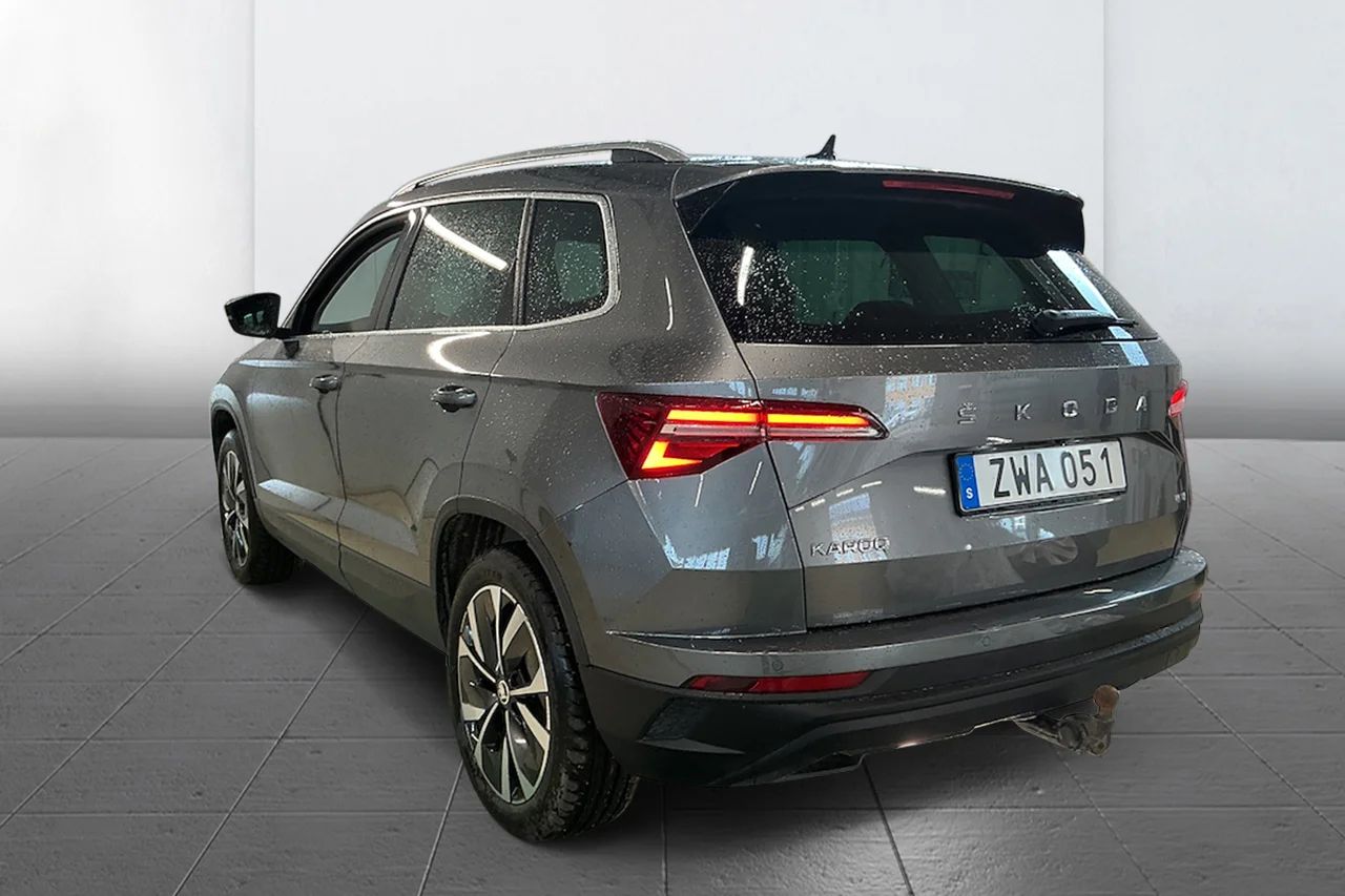 Škoda Karoq 2.0 TDI 4x4 Businessline Drag Kamera Värmare Keyless – bild 5 av 11