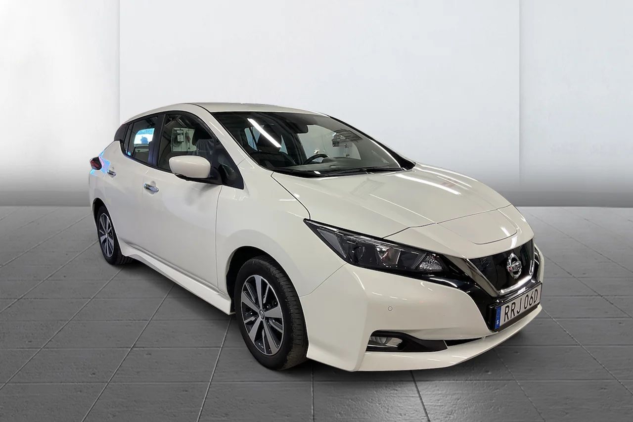 Nissan Leaf Acenta Rattvärme Pekskärm MOMS 150hk – bild 3 av 10