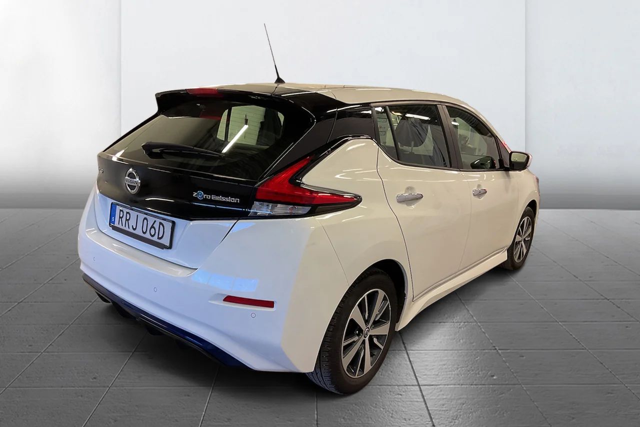Nissan Leaf Acenta Rattvärme Pekskärm MOMS 150hk – bild 4 av 10