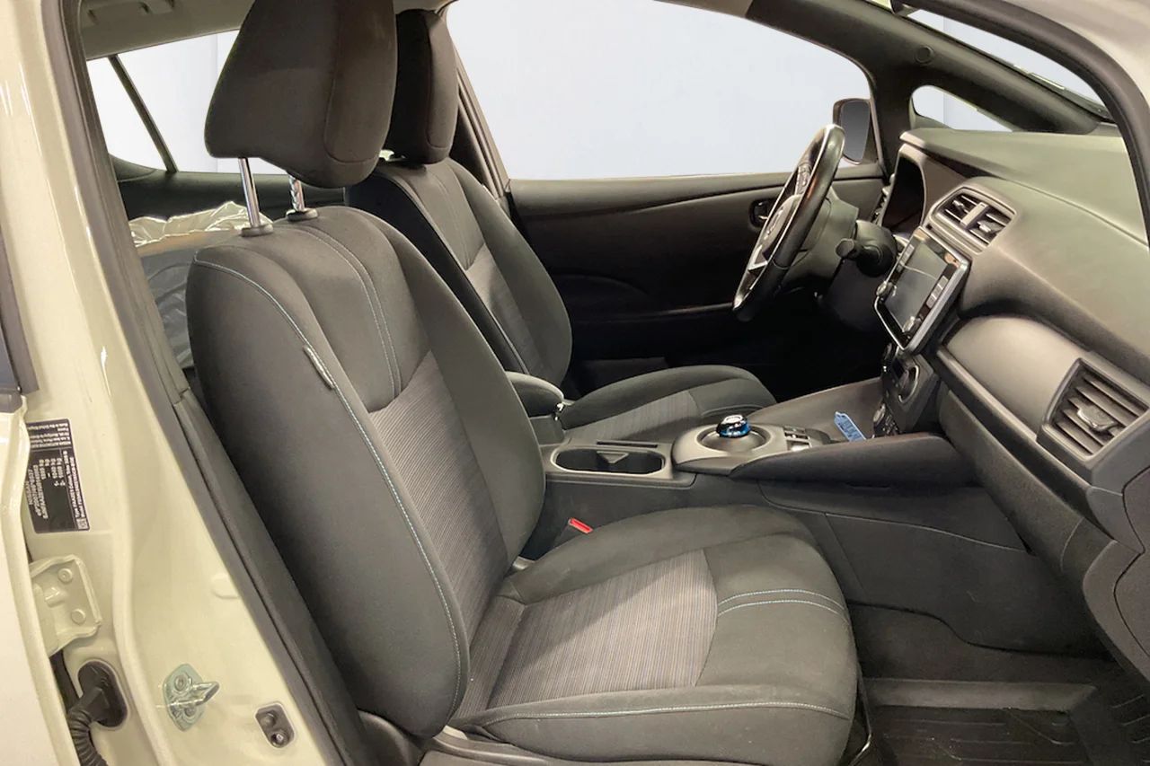 Nissan Leaf Acenta Rattvärme Pekskärm MOMS 150hk – bild 9 av 10