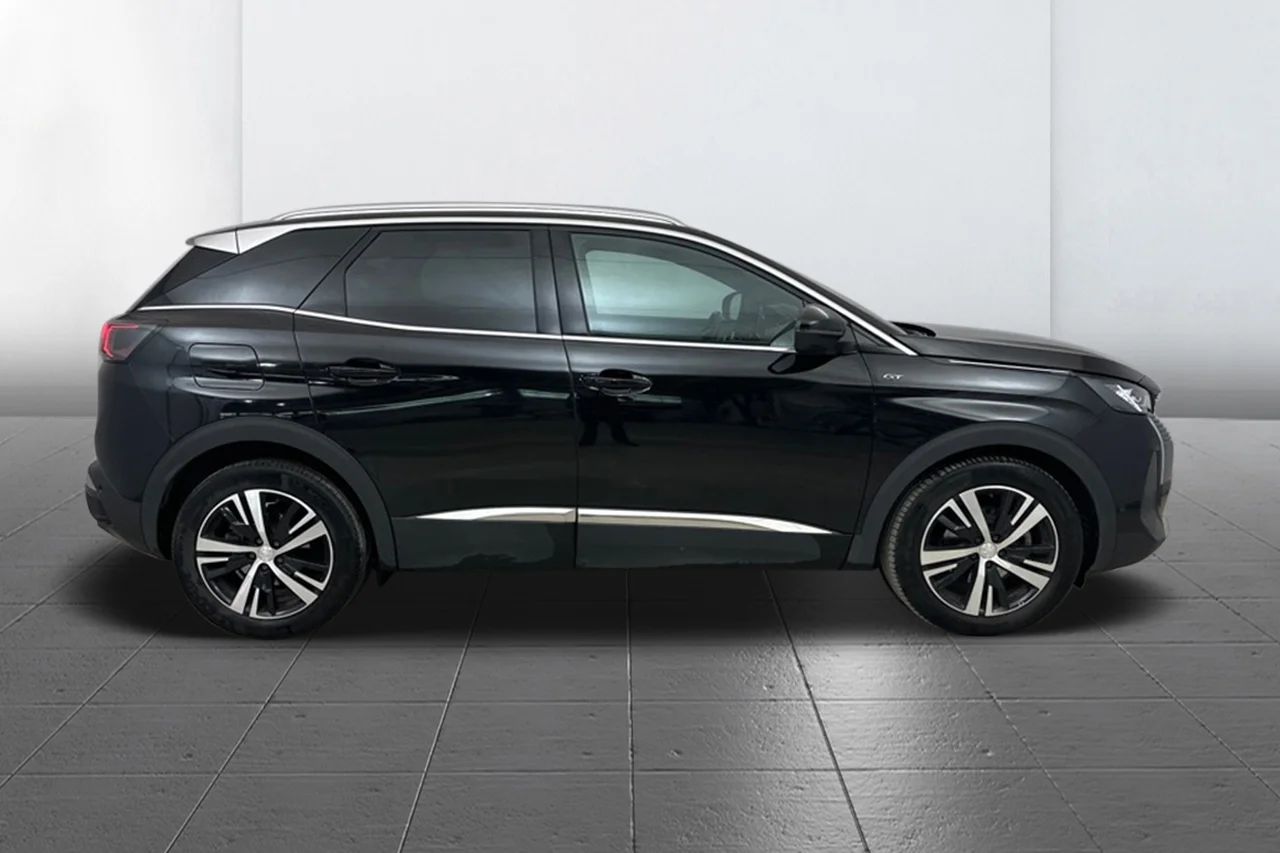 Peugeot 3008 1.2 PureTech GT Navi Kamera Delläder Cockpit MOMS – bild 4 av 11