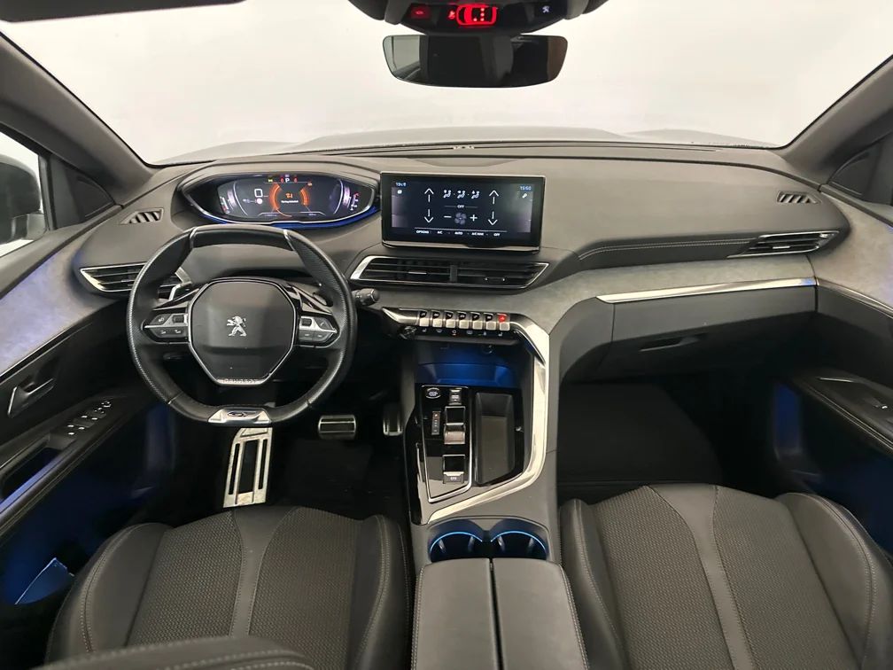 Peugeot 3008 1.2 PureTech GT Navi Kamera Delläder Cockpit MOMS – bild 9 av 11