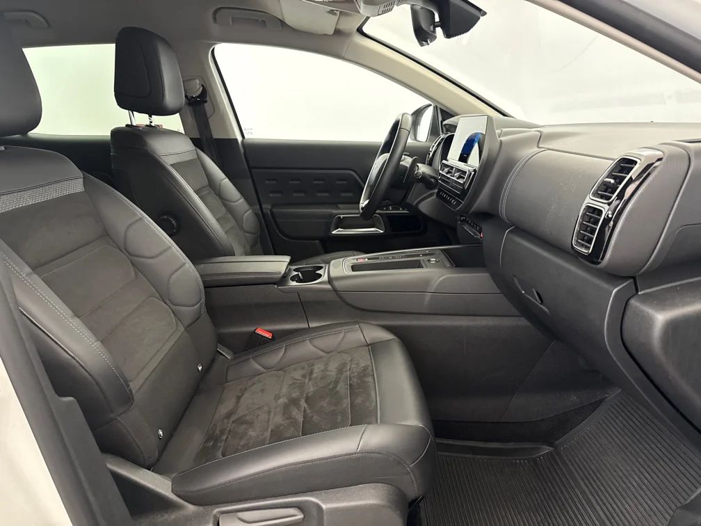 Citroën C5 Aircross Hybrid Navi Kamera Cockpit Alcantara MOMS 225hk – bild 7 av 12