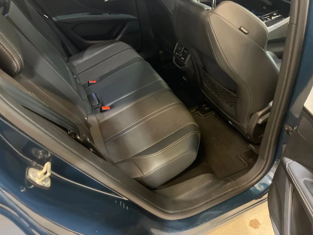 Peugeot 3008 1.2 PureTech GT Navi Kamera Delläder Cockpit MOMS – bild 8 av 10