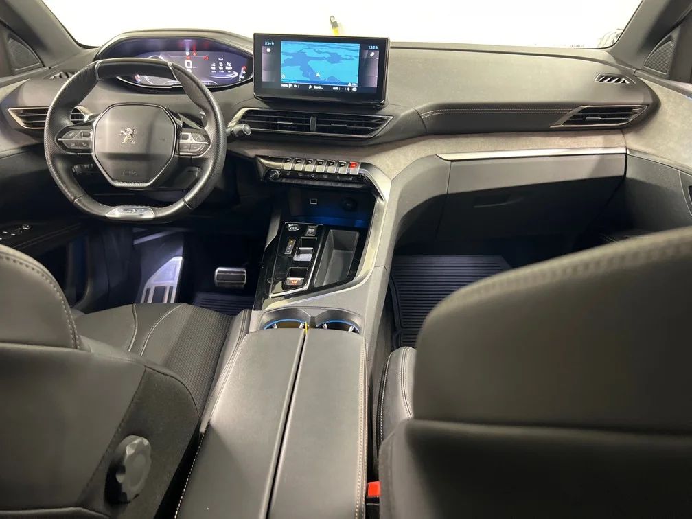 Peugeot 3008 1.2 PureTech GT Navi Kamera Delläder Cockpit MOMS – bild 9 av 10