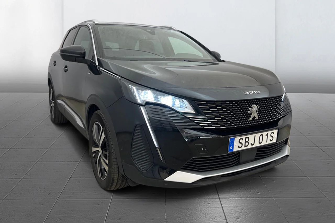 Peugeot 3008 1.2 PureTech GT Navi Kamera Delläder Cockpit MOMS – bild 3 av 10