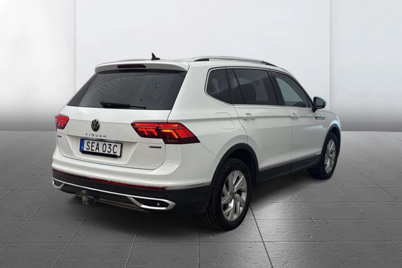 Volkswagen Tiguan Allspace 2.0 TDI 4Motion Elegance 5sits Drag Kamera Värmare Cockpit MOMS 200hk – bild 5 av 11