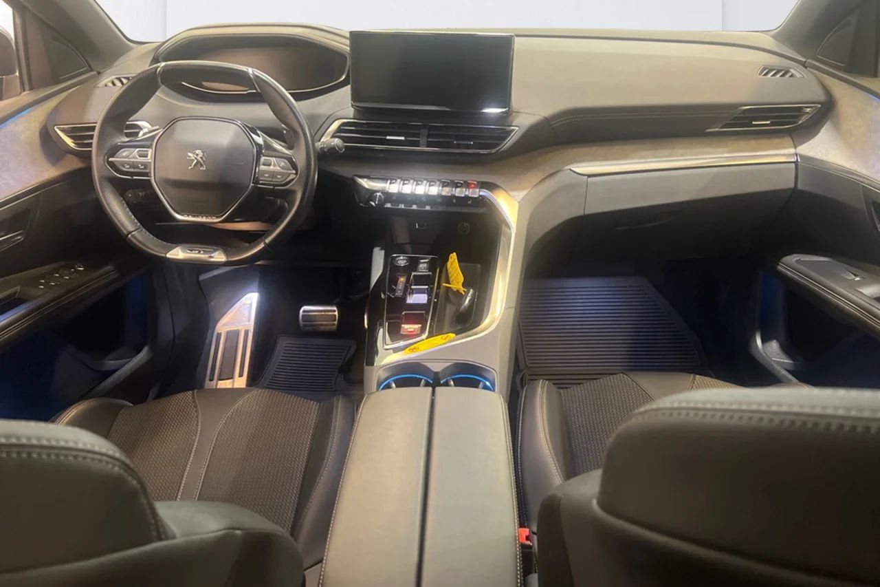 Peugeot 3008 1.2 PureTech GT Navi Kamera Delläder Cockpit MOMS – bild 9 av 10