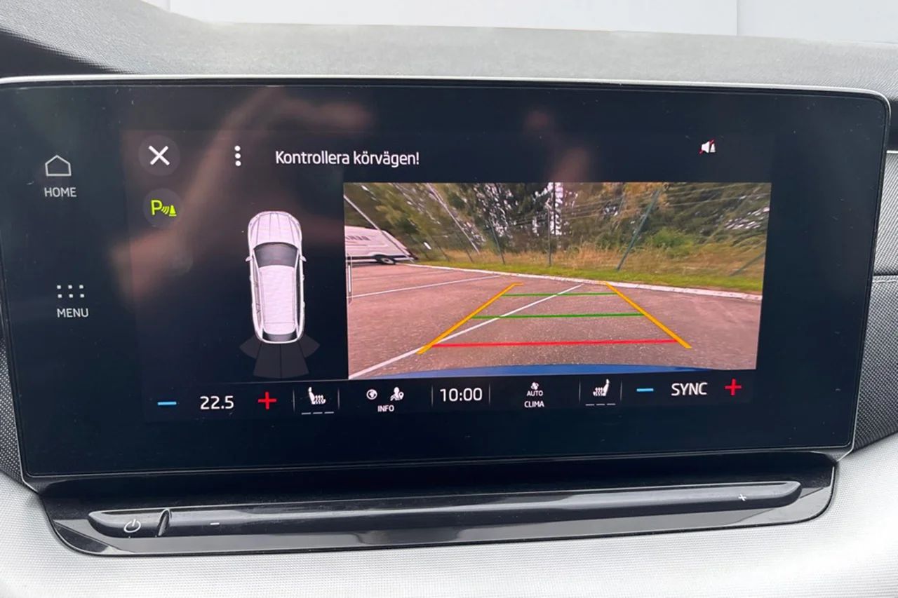 Škoda Octavia Kombi 1.0 TSI Style Cockpit Kamera SmartLink MOMS 110hk – bild 7 av 7