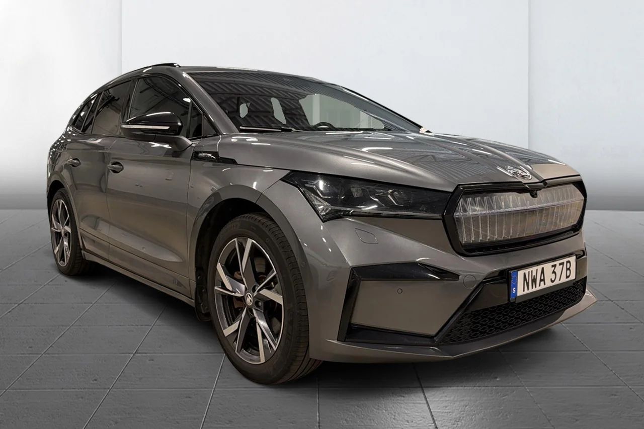 Škoda Enyaq iV 80x Sportline Light&View+ Drag HUD Navi 360° Stolminne CANTON – bild 3 av 11