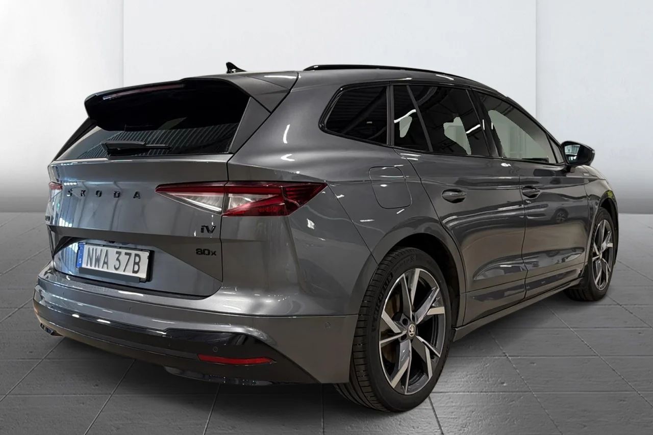 Škoda Enyaq iV 80x Sportline Light&View+ Drag HUD Navi 360° Stolminne CANTON – bild 4 av 11