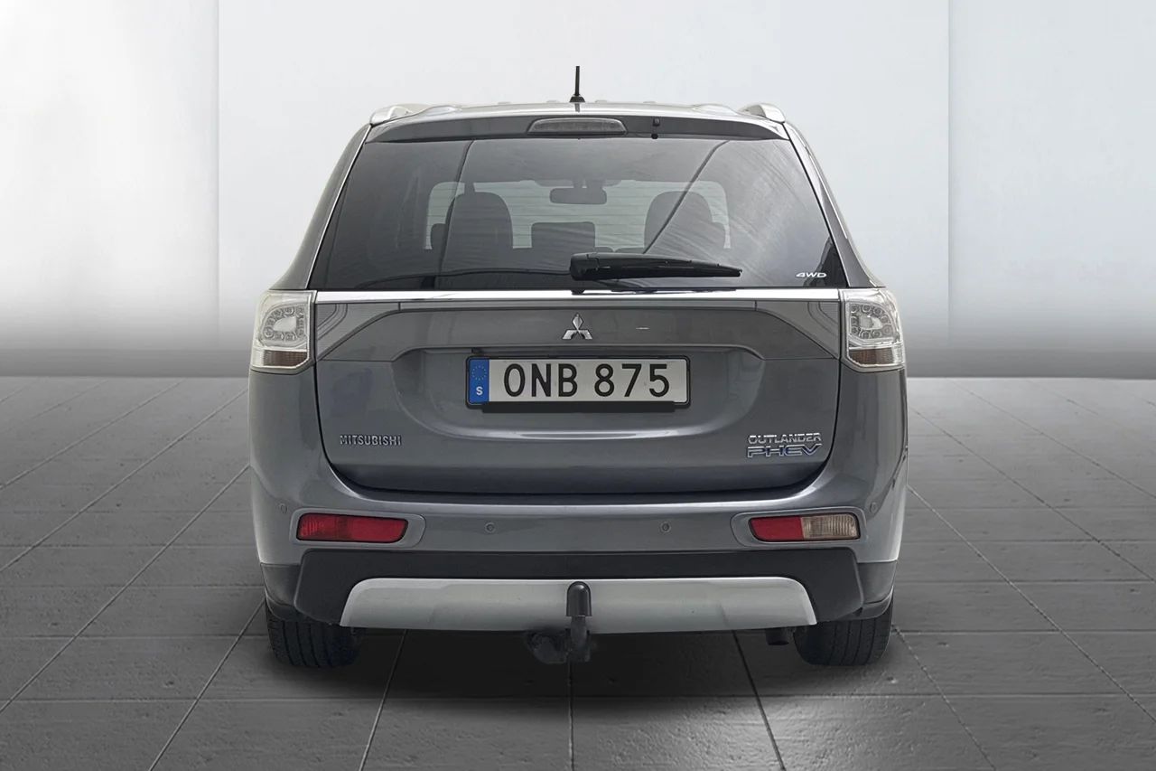 Mitsubishi Outlander PHEV Business Drag Kamera P-Sens 203hk – bild 5 av 9