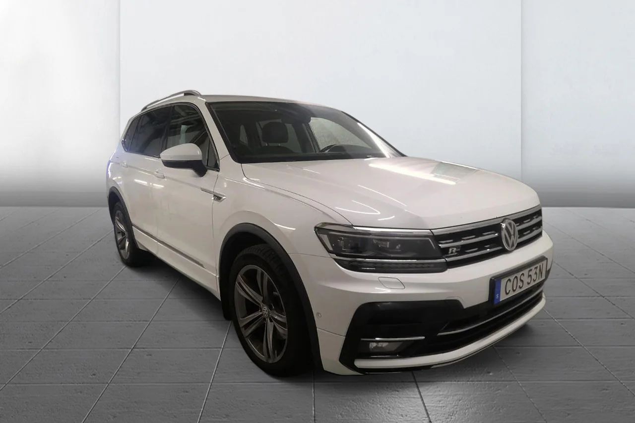 Volkswagen Tiguan Allspace 2.0 TDI 4M GT R-Line Premium 5sits Drag Värmare Cockpit MOMS – bild 3 av 8